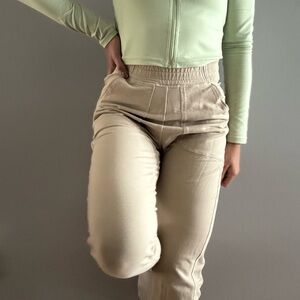 Lululemon joggers pants